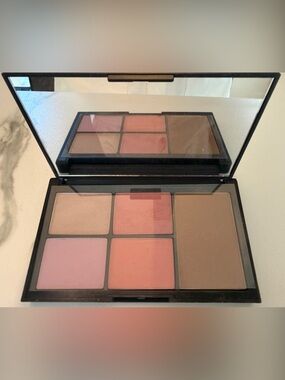 NARS Blush & Bronzer Palette - Pink, Peach, Brown